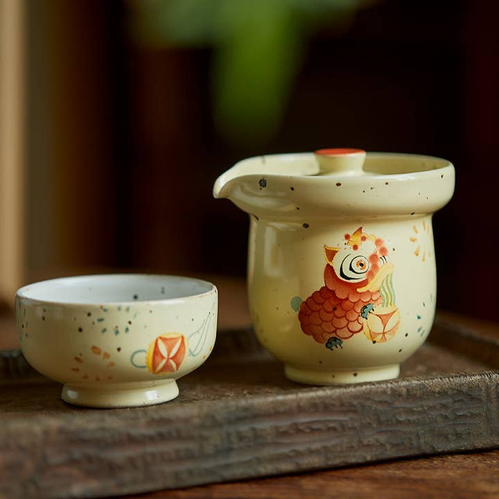 Gohobi Hand-painted Dance Lion Gaiwan Set for wholesale by Gohobi (We cover U.S. import duties)