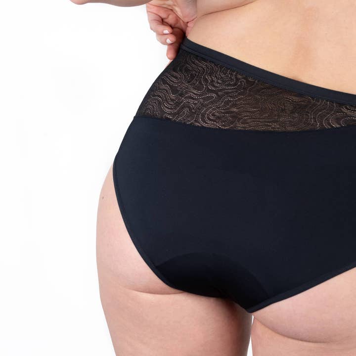 Saalt – wholesale Period underwear – Women’s – Leakproof High Waist Brief - Heavy Absorbency4