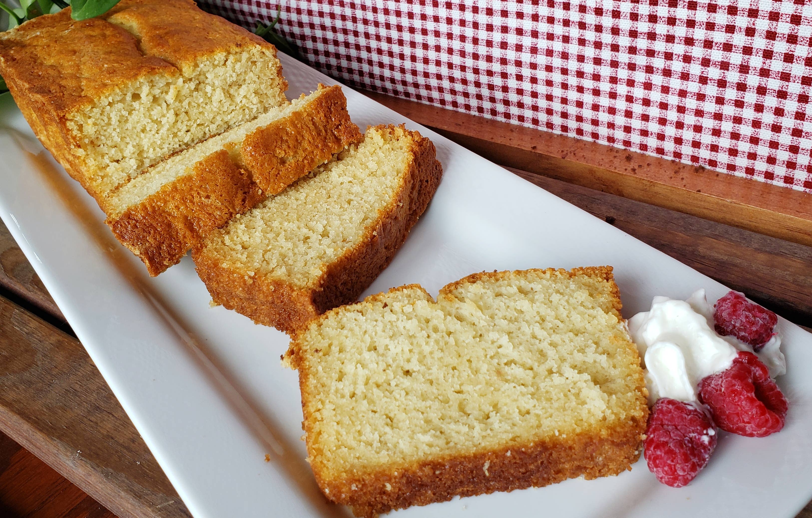 Aunt Beez - Wholesale Cake Mix - Chardonnay Wine Cake2