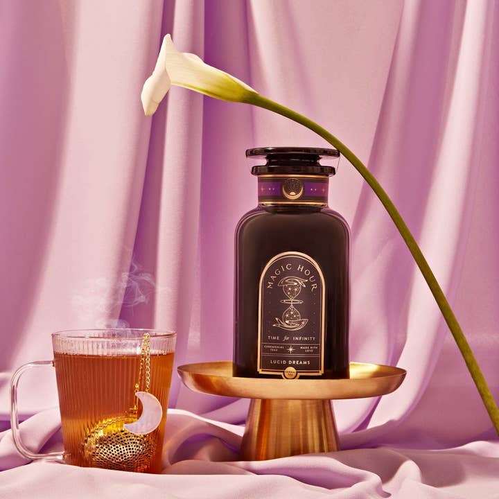 Magic Hour - Vente Thé en vrac - Lucid Dreams : tisane aux herbes Tulsi-Curcuma pour dormir et se calmer