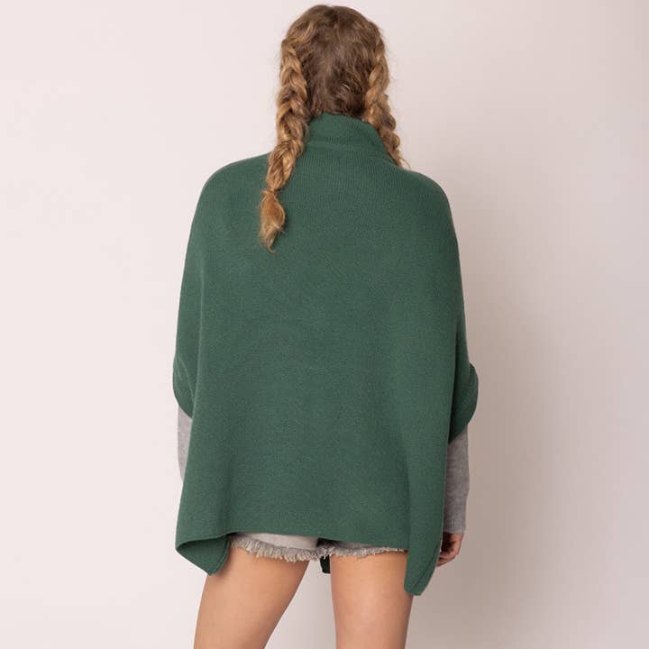 Sensibling Corp. - Wholesale Cardigan - Women's - Solid Neck Button Cardigan
18