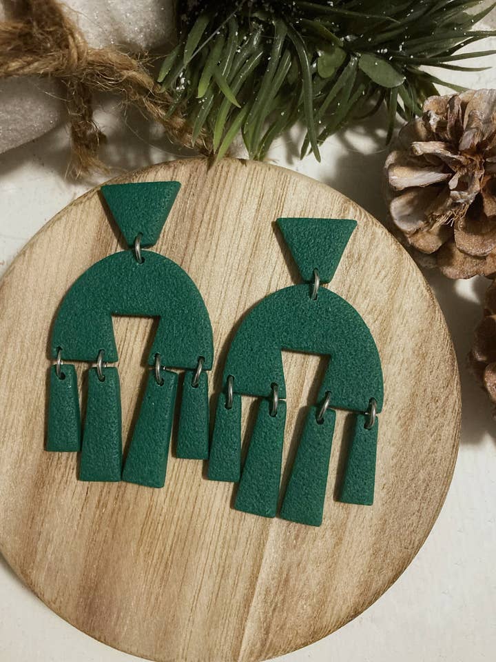 Pendentif de style moderne vert foncé pour la vente par KLA Designs