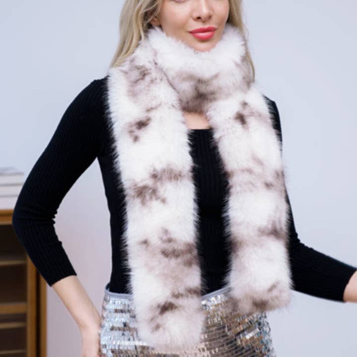 MiMi Wholesale - Wholesale Scarf - Women's - S5121 Daniella Faux Fur Scarf Stole0