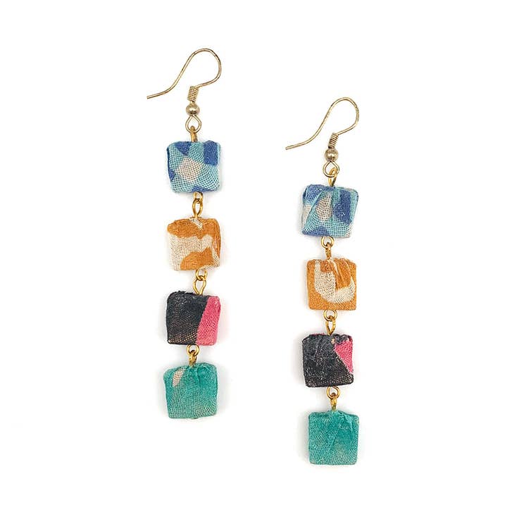 Brincos de Queda com Quatro Contas Quadradas em Cascata Aasha Kantha por atacado de Anju Jewelry