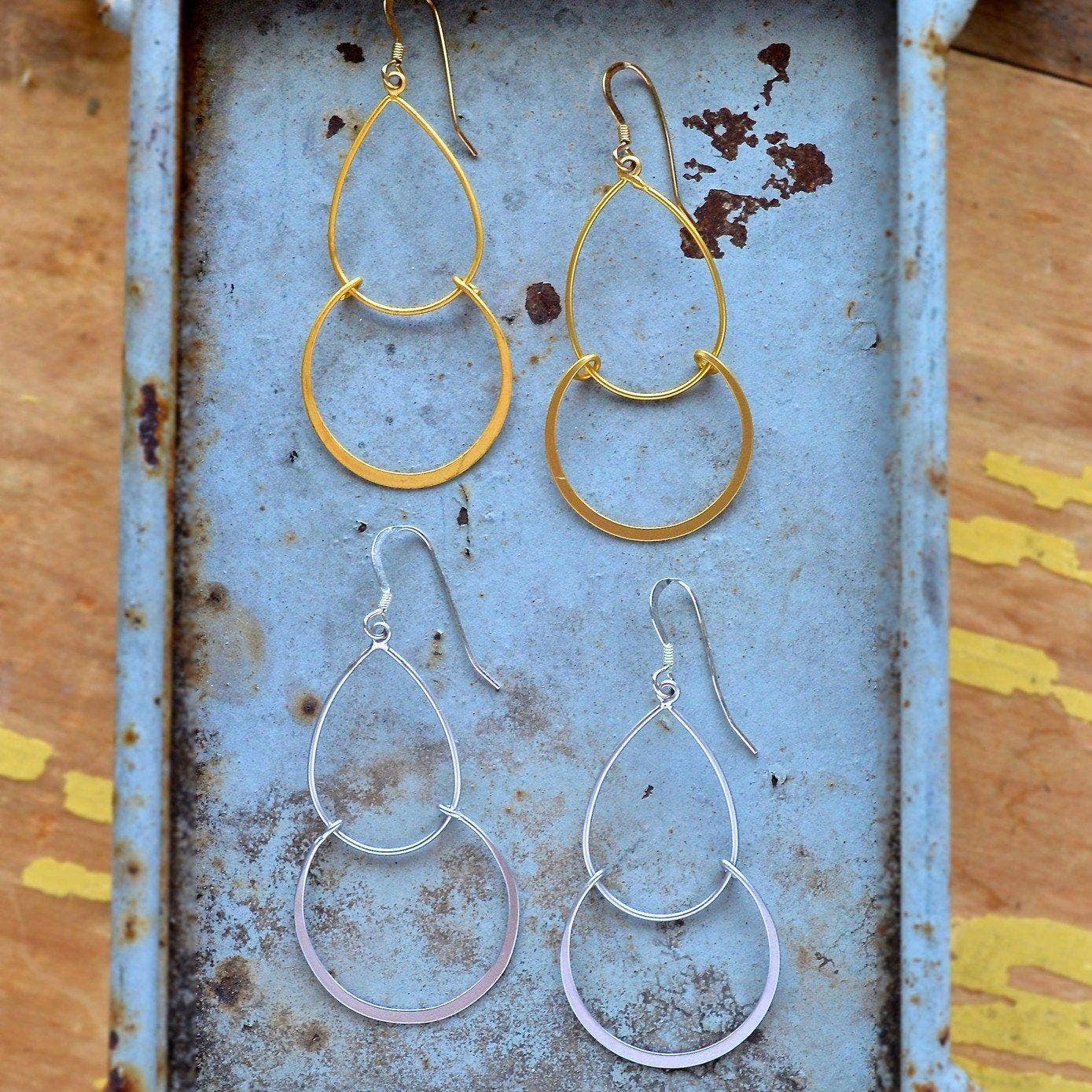 Foamy Wader – Großhandel Ohrhänger – Serena Earrings — Hängeohrringe in Tropfenform und Halbmond2