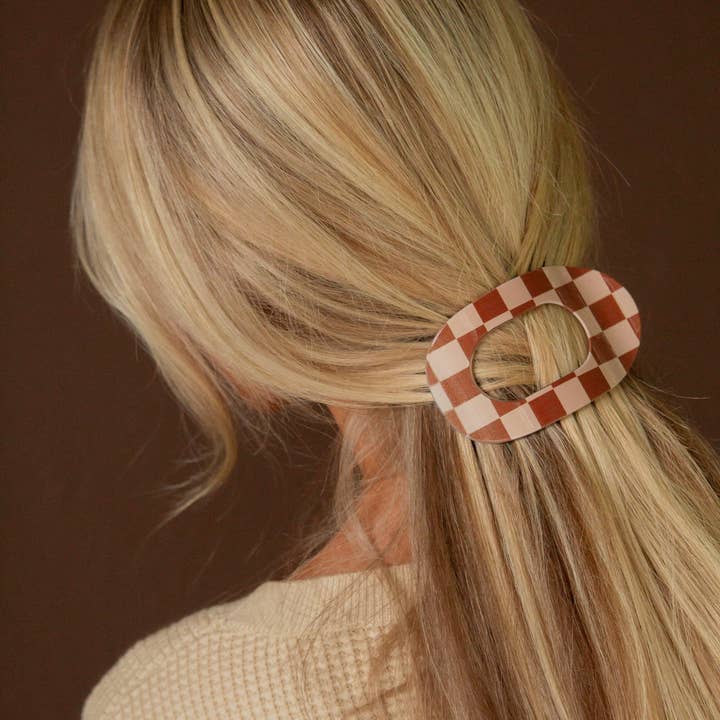 Shop Andi - Wholesale Hair Clip - Women's - Checkered Circle Cutout Flat Claw Clip4