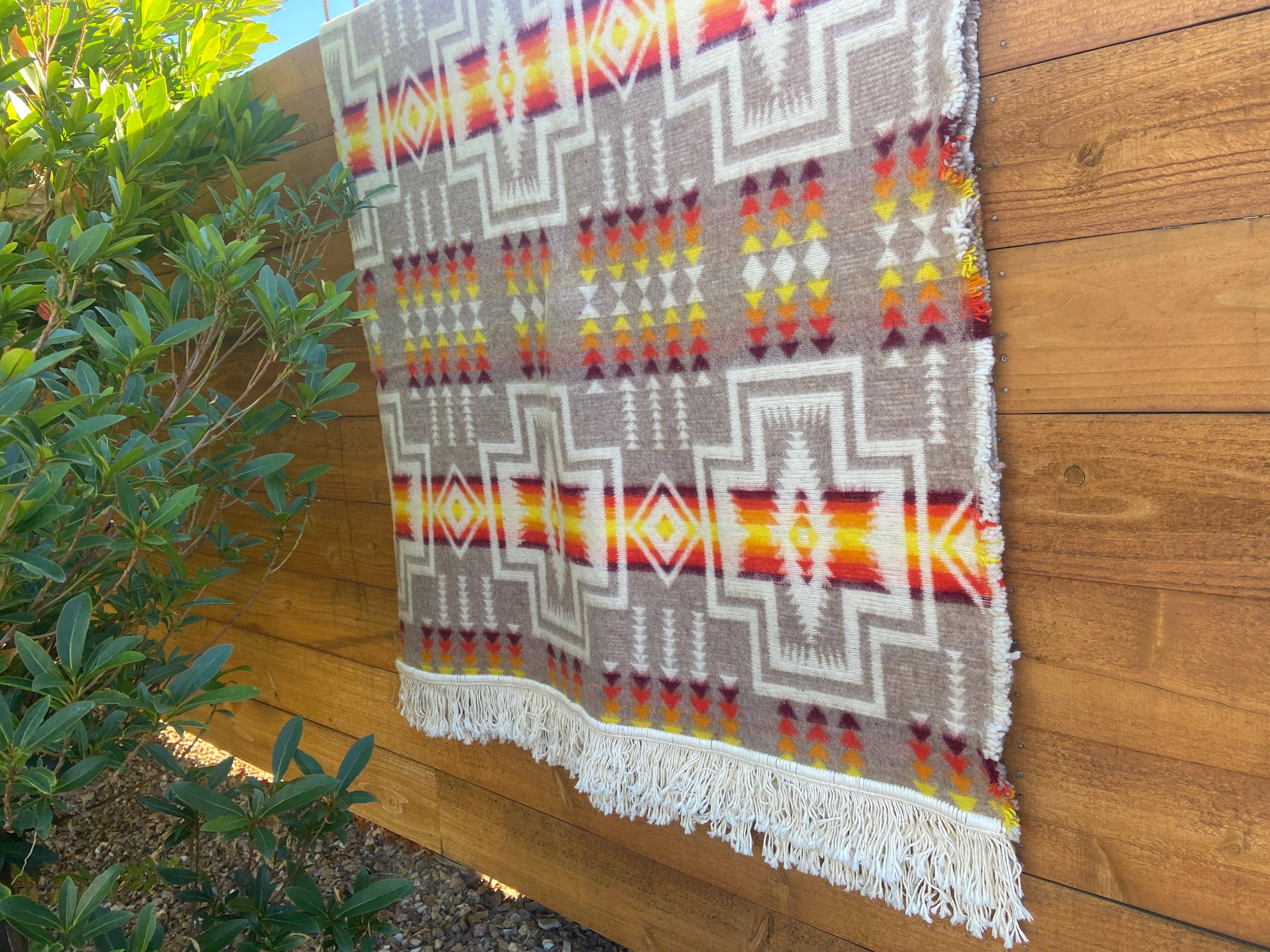 Little Amigos South America - Wholesale Throw Blanket - Cotacachi Fire 100% Wool Blanket1