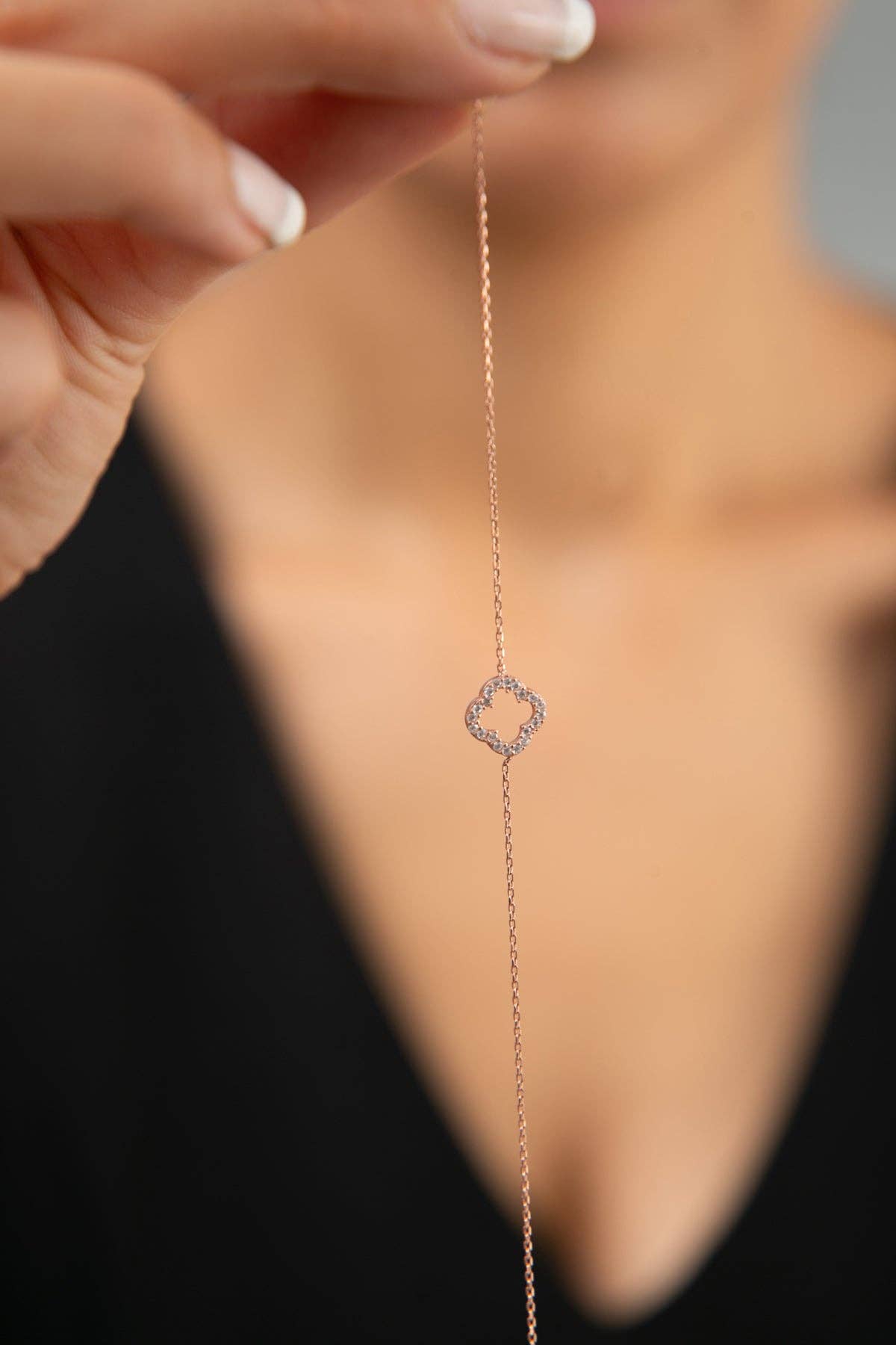 Volenia Silver – wholesale Berlockarmband – Damarmband i 925 sterlingsilver med klöverberlock2