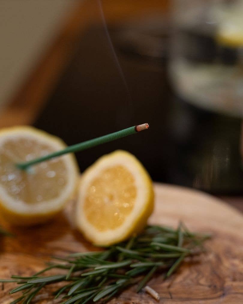 The Golden Altar – wholesale Incense – The Golden Altar Natural Incense - Rosemary & Lemon1