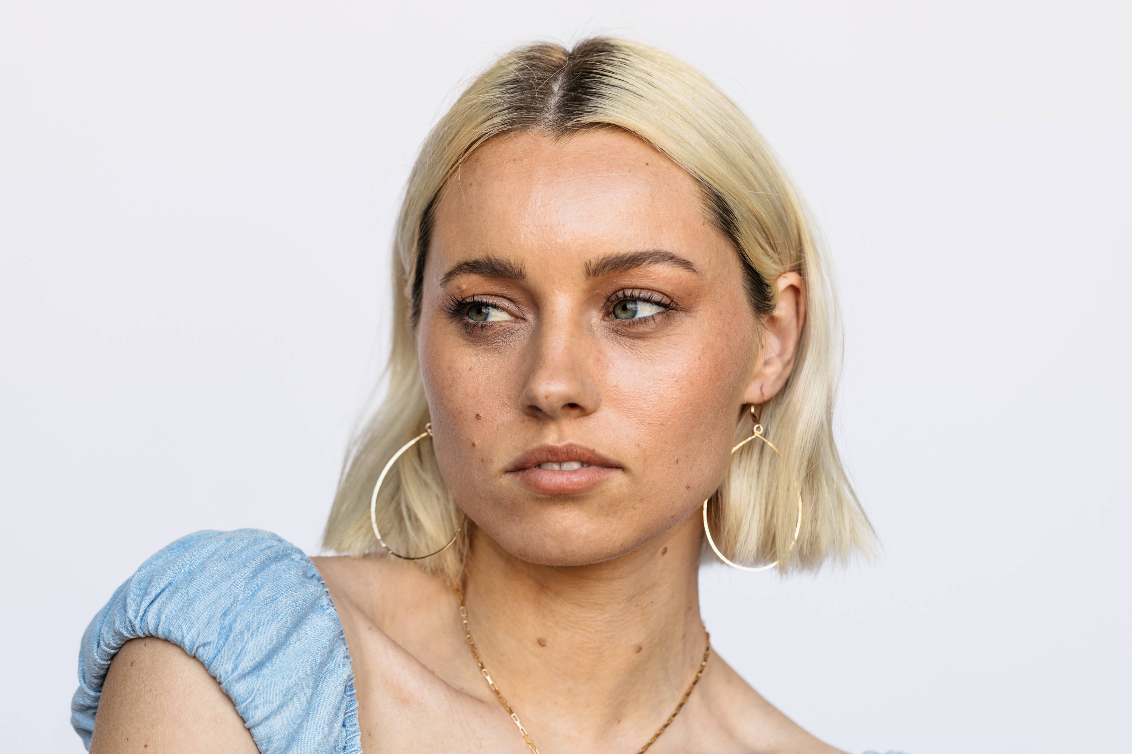 Agapantha Jewelry - Wholesale Dangle Earrings - Hanna Hammered Hoops3