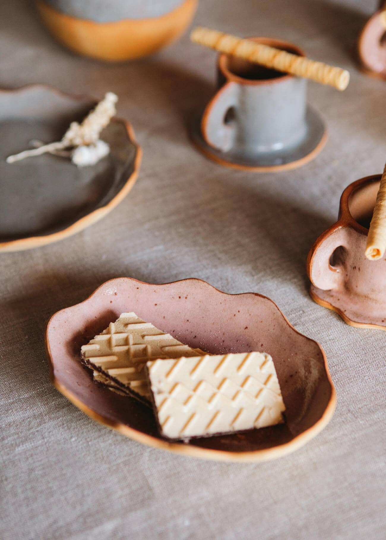 Ohyoko ceramics - Wholesale Serving Tray - Handcrafted stoneware trays for breakfast and snacks21