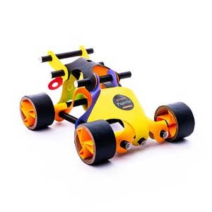Jouets de construction. Formule 1 pour la vente par Duarte PaperArt