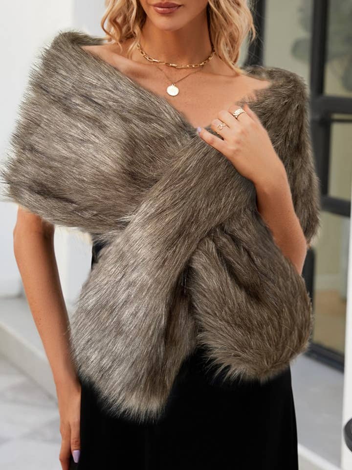 Rosa Clothing - Wholesale Cape - Women's - Elegant Faux Fur Scarf Cross Shawl5