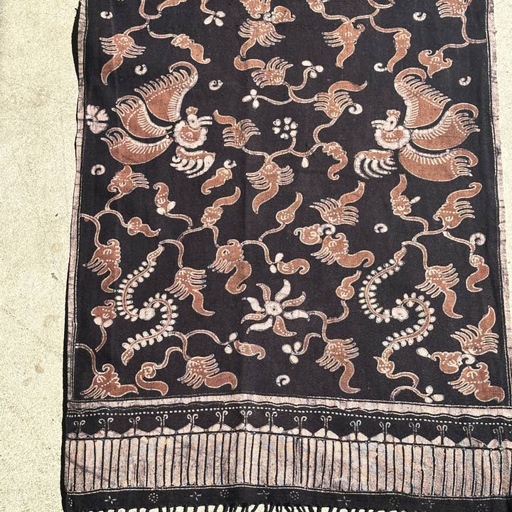 Office Objets - Wholesale Coverlet - Black and brown printed batik, Indonesian ceremonial fabric 185x5022