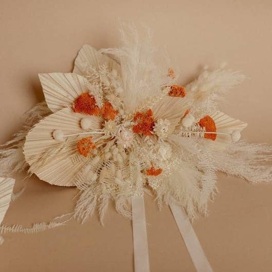 Hidden Botanics - Wholesale Dried/Pressed Flowers - Dried Flowers Bridal Bouquet - Burnt Orange & Cream No. 83