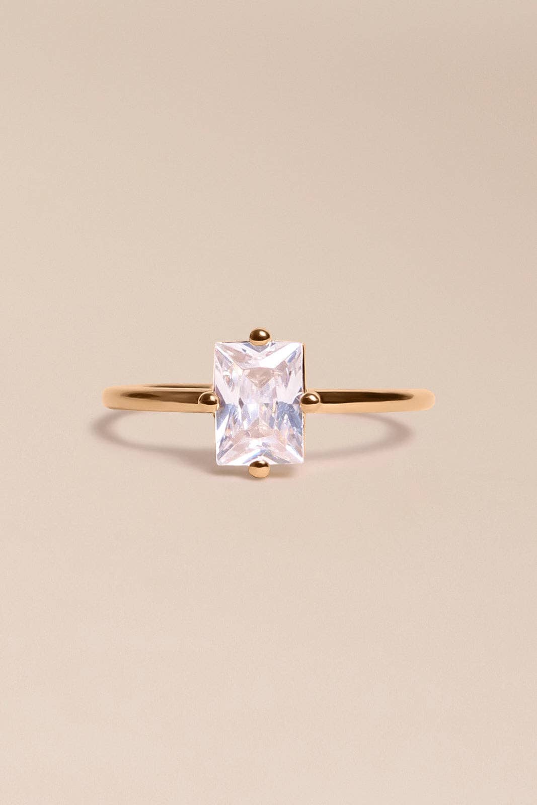 Waekura – Großhandel Einzelstein-/Solitär-Ring – Madeleine Ring mit farbigem Zirkon, 3 Mikron Vergoldung3