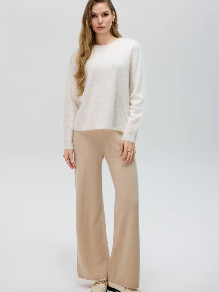 Borstad silke-kashmir tröja med rund hals för wholesale av Bellemere