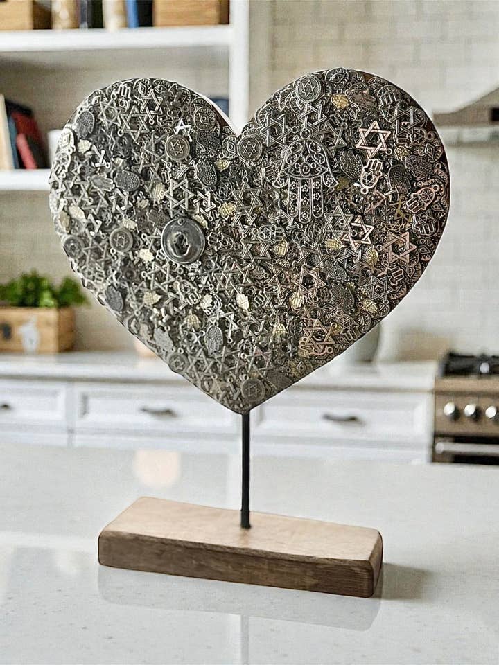 Corazón en Soporte - 2025.01 para venta al por mayor de JEWISHJOY.co