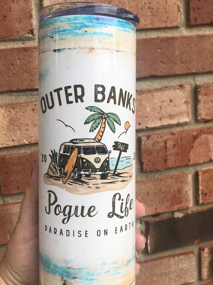 Outer Banks - Bicchiere a sublimazione skinny da 20 once per la vendita all'ingrosso da parte di Andi’s Shoppe