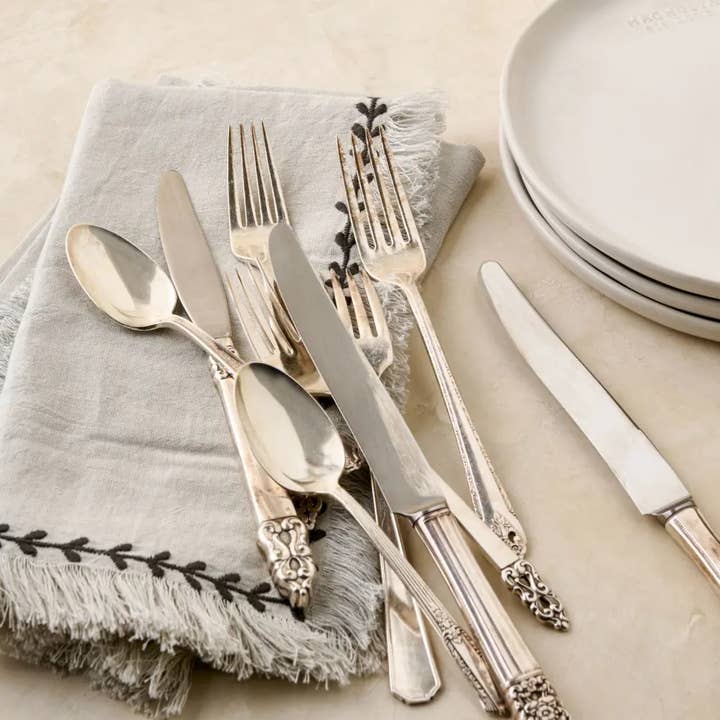 Home - Wholesale Flatware Set - Hotel Flatware Sets, Vintage Silver-wear, Mismatched Sets