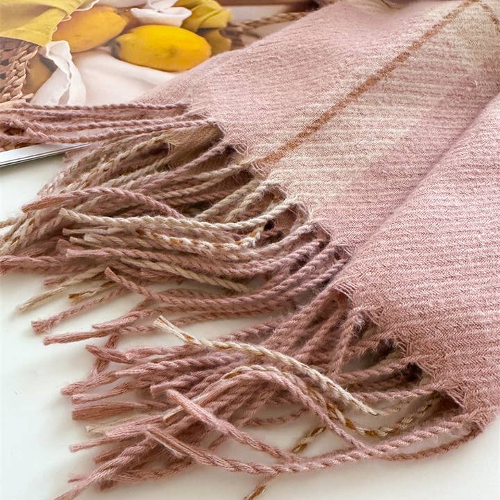 NINEXIS - Wholesale Scarf - Women's - CWASC03374_STYLISH BRITISH PLAID FEEL SCARF UNISEX6