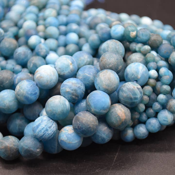 Perles rondes en apatite naturelle givrée de qualité A pour la vente par Oriental Direct Craft Supplies