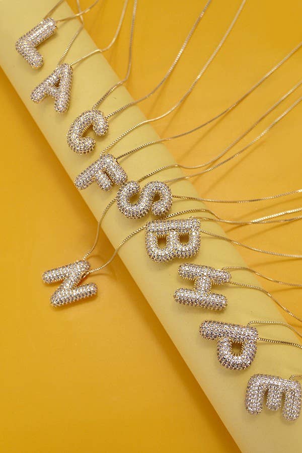 JOSSLYN by wall to wall - Vente Colliers à pendentif - Collier Initiale Bulle en Strass Pave | 80N75111