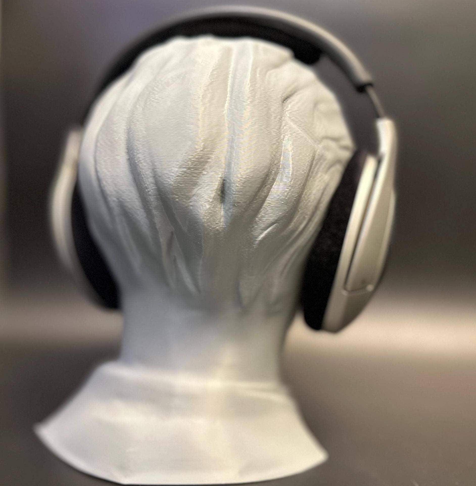 <3 Studio - Wholesale Headphones - Bang Chan Headphone Stand – Sleek and Stylish Desk Accessory for Stray Kids kpop Fans7