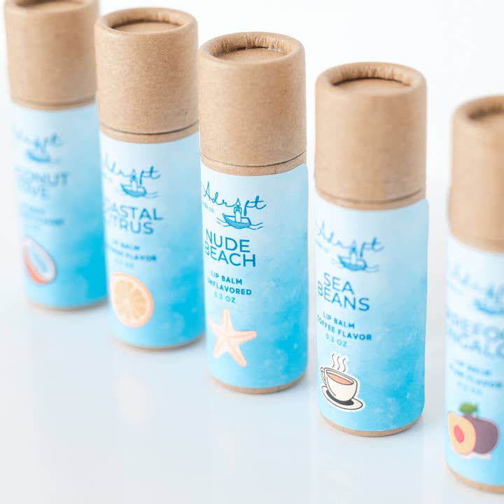 Adrift Candle Co. - Wholesale Lippenbalsem - Lippenbalsem, recyclebare kartonnen koker, kustthema