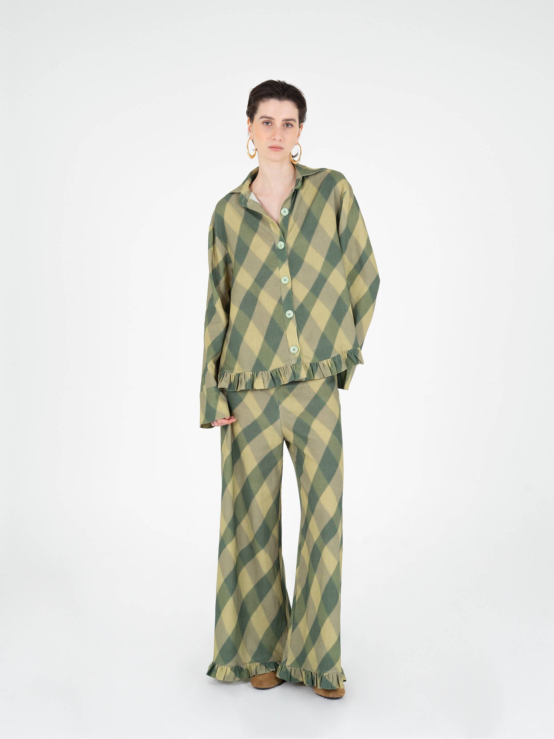 CARMEN SAYS - Wholesale Button Down Shirt - Women's - Camisa Verde de Rombo Annapurna5