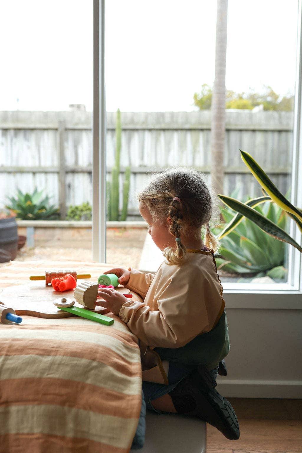 Tilda & Moo - Wholesale Bib - Baby - Vanilla Honey | Smock Bib4