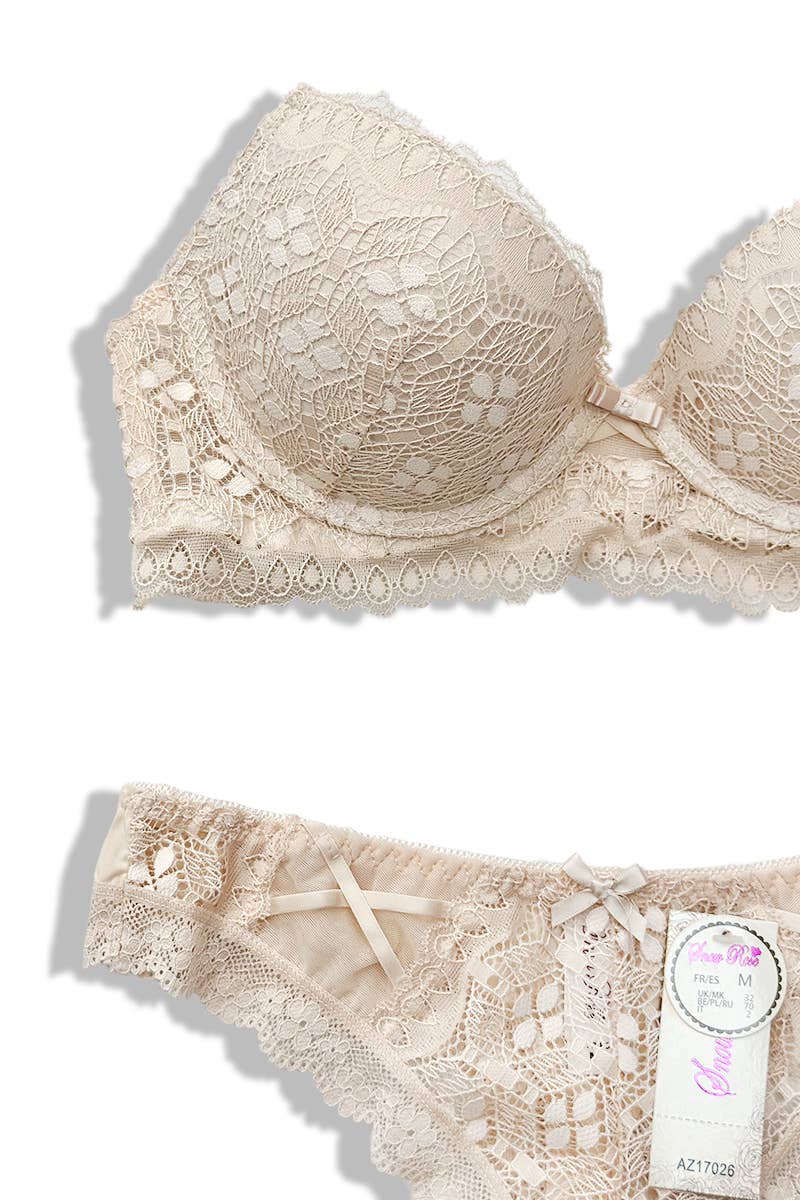 Belle Com'Elle - Vendita all'ingrosso Completino intimo - Donna - Set Reggiseno con Ferretto e Imbottitura + Perizoma in Pizzo C/AZ17026C13