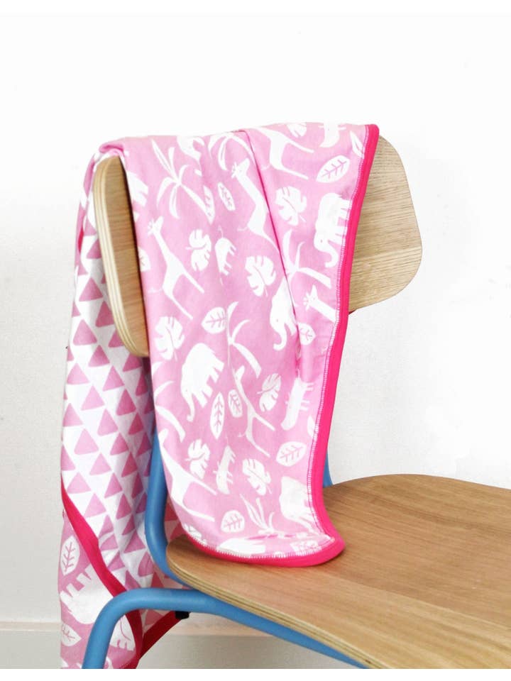 Toby Tiger GmbH - Wholesale Bedding Blanket - Kids & Baby - Bio-Baumwoll Baby Decke mit Dschungel-Druck1