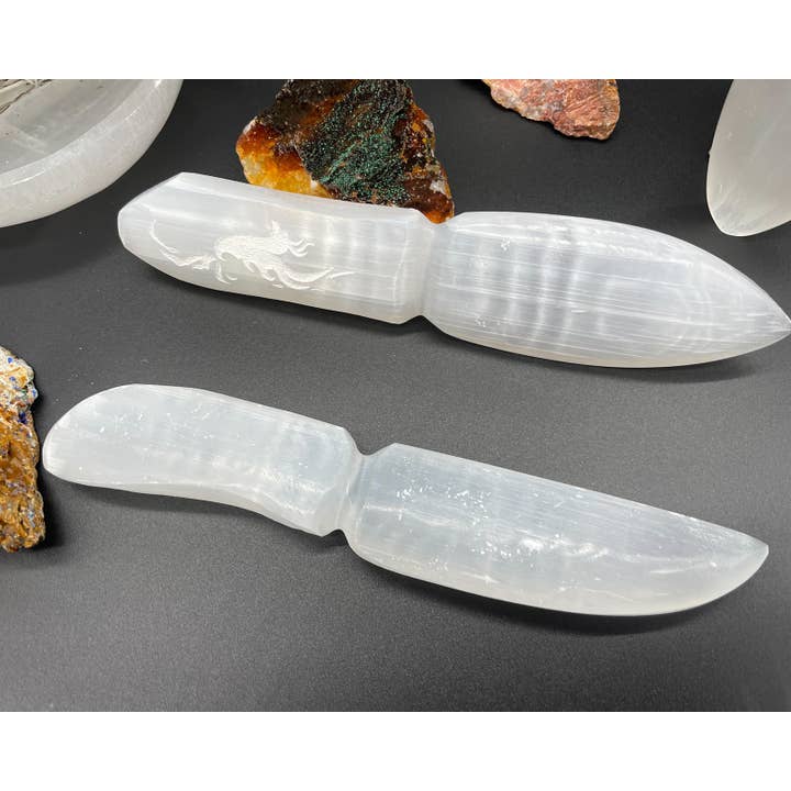 AW Artisan - Venta al por mayor Piedras/cristales espirituales - Cuchillo Ritual de Selenita - Dejar atrás el pasado5