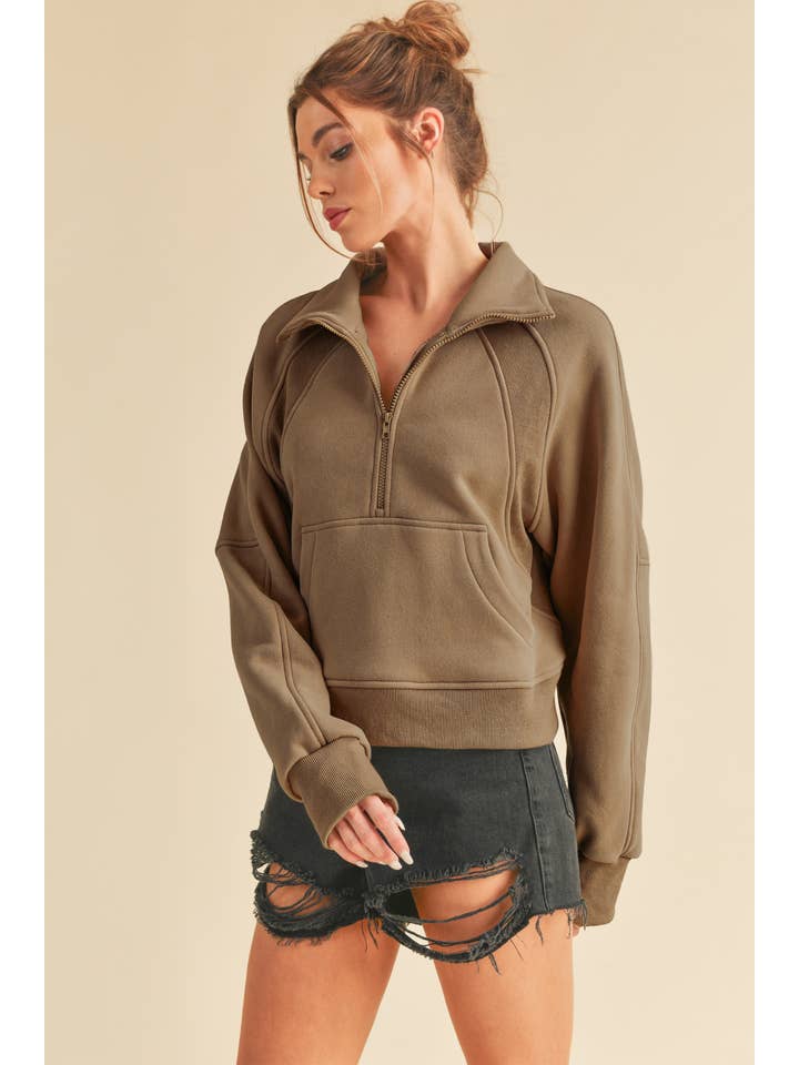 AEMI + CO - Wholesale Sweatshirt – Women's - 950CK Dove Funnel Neck Half Zip 281