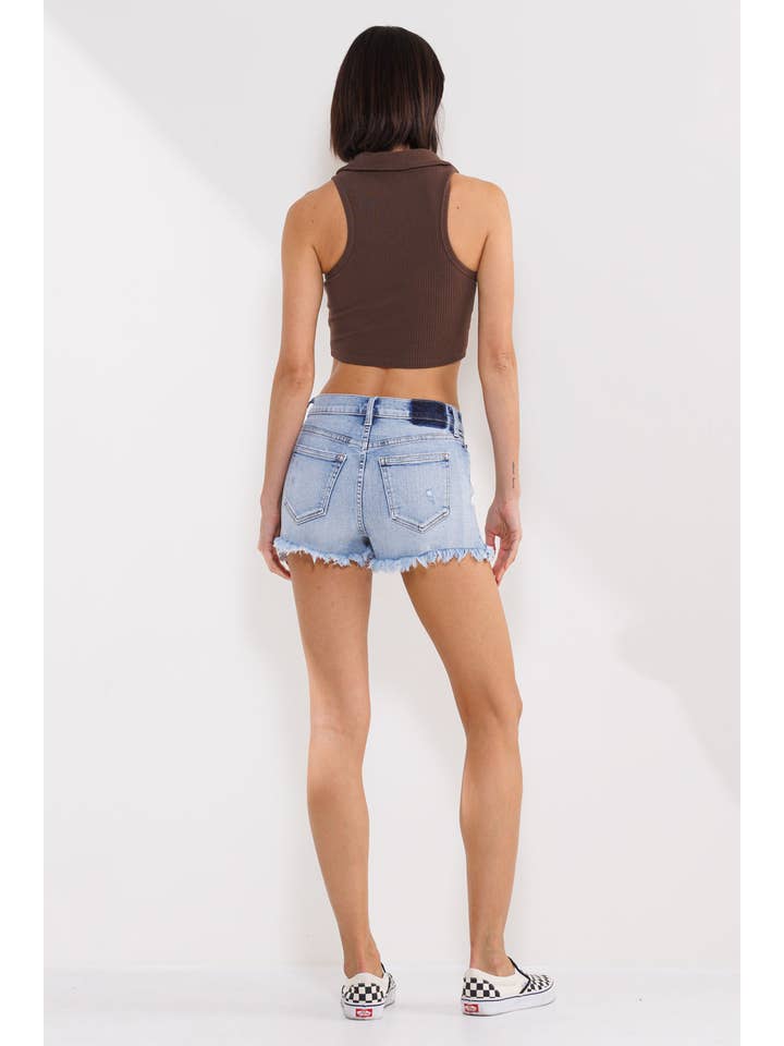 Sneak Peek - Wholesale Shorts - Women's - ♡20% SALE♡ HIGH RISE 90's FRAYED HEM SHORTS - LIGHT WASH
