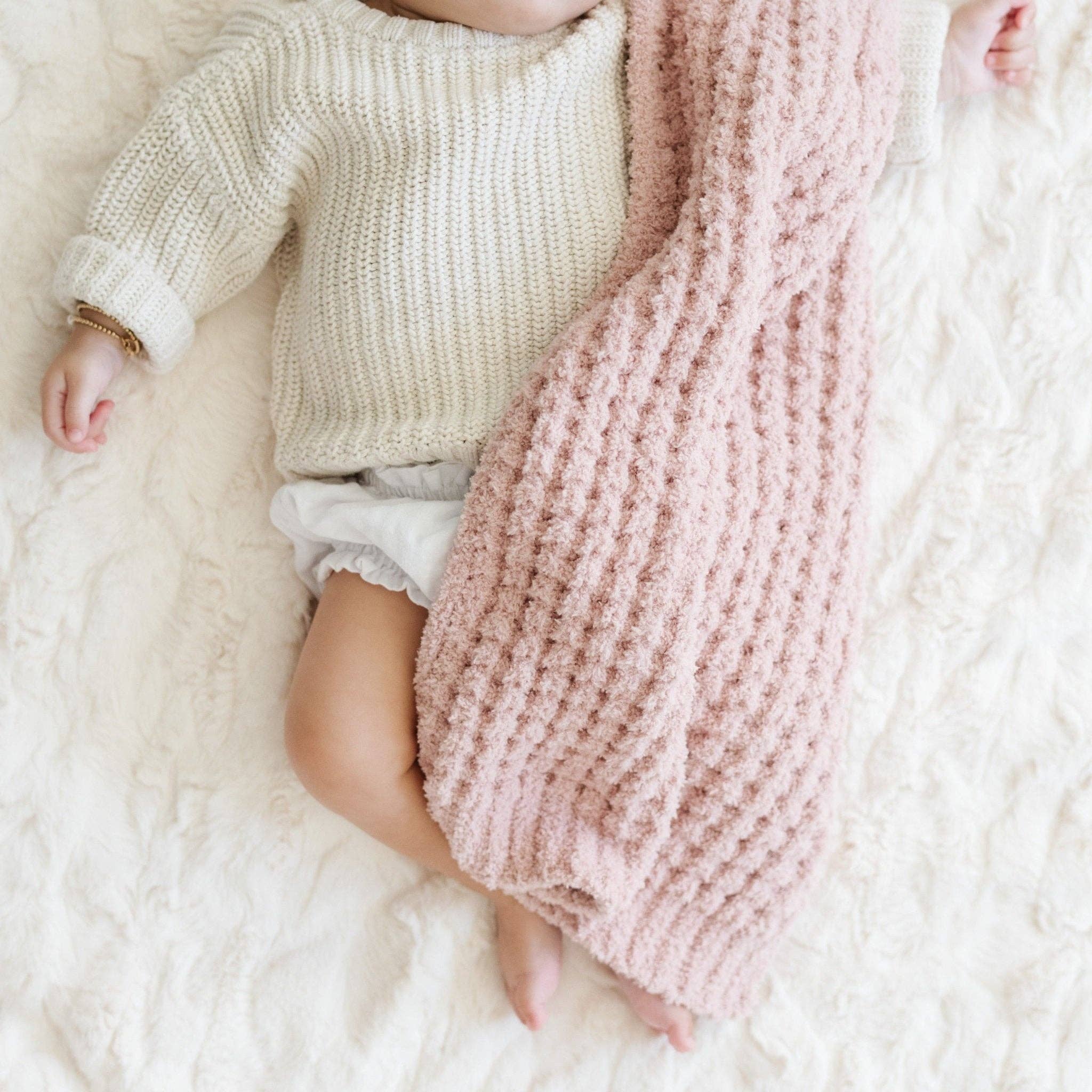 Saranoni - Wholesale Bedding Blanket - Kids & Baby - WAFFLE KNIT MINI BLANKETS1