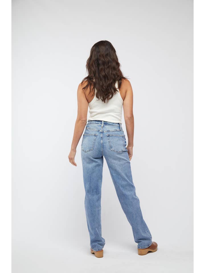 Oliver Logan - Wholesale Jeans - Women's - Mulberry High Rise Straight Leg Jean, Classic Blue 1