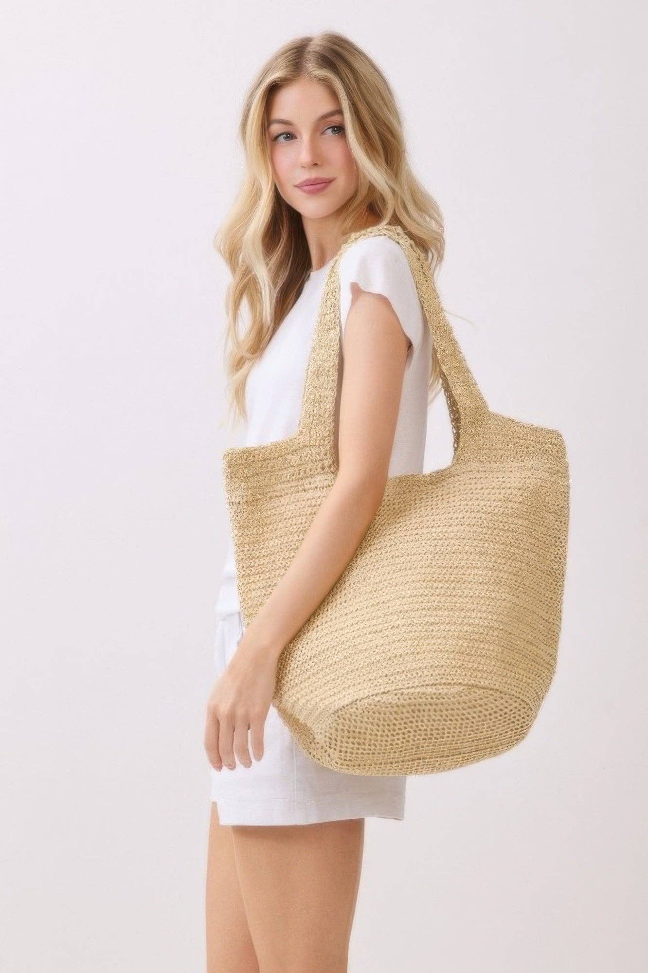 CC Wholesale Clothing - Wholesale Tote Bag - Women's - Round Bottom Handmade Strap Woven Straw Tote Bag0