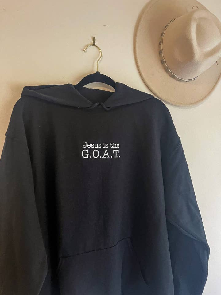 Jesus er G.O.A.T. broderet sweatshirt sort for engroshandel hos HH and Grace Co