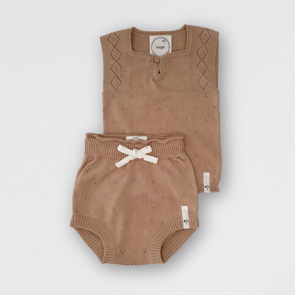 Saga Copenhagen - Wholesale New Mom Gift Box/Set - Wear & Wow Box - Nude Embroidered Premature Box - Clover an Ivory - Organic Cotton1