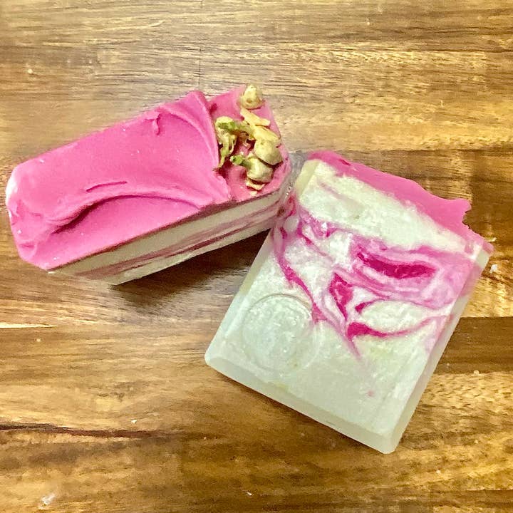 Be Delicious Artisan Soap for wholesale by Bubbly Belle Soapery, LLC