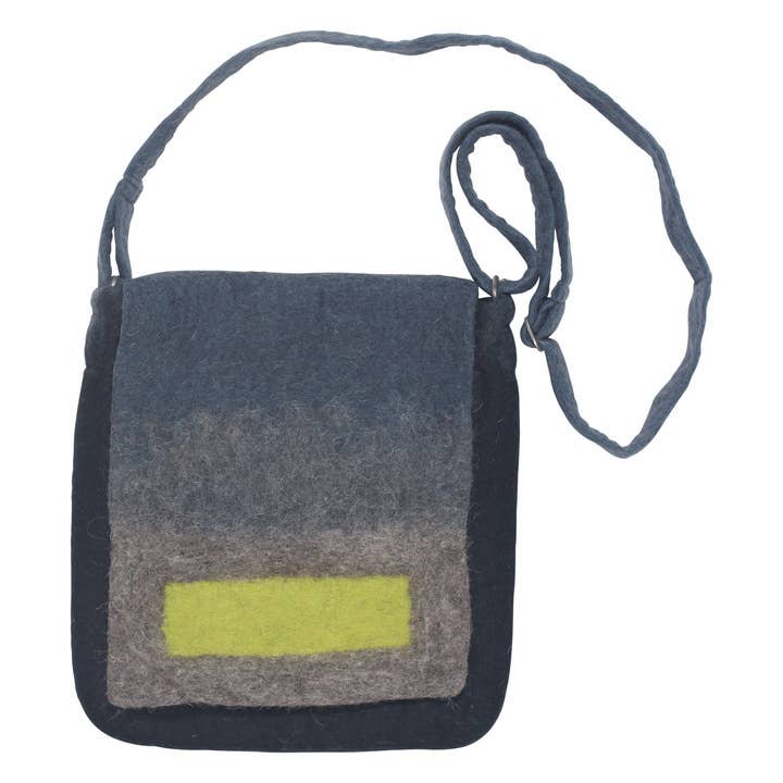 Erik & Mike - Wholesale Crossbody Bag - Women's - Gallerist Modern Crossbody Bag Kelly Regularly $75 Sale $45 (Copy)