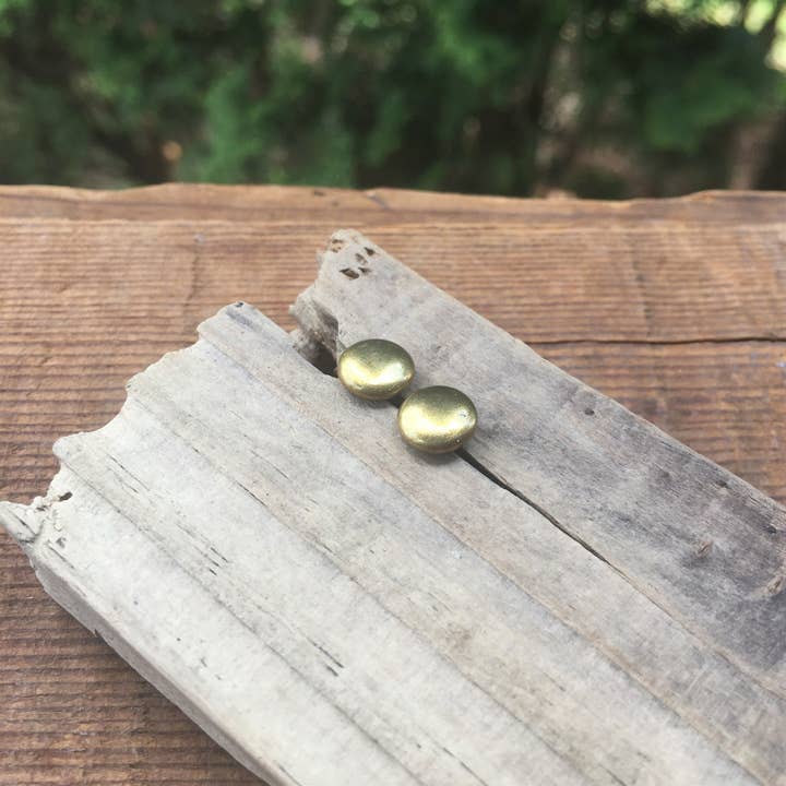 Poor Sparrow – Engroshandel Ørestikkere – Enkle messing Dots Post Stud øreringe3