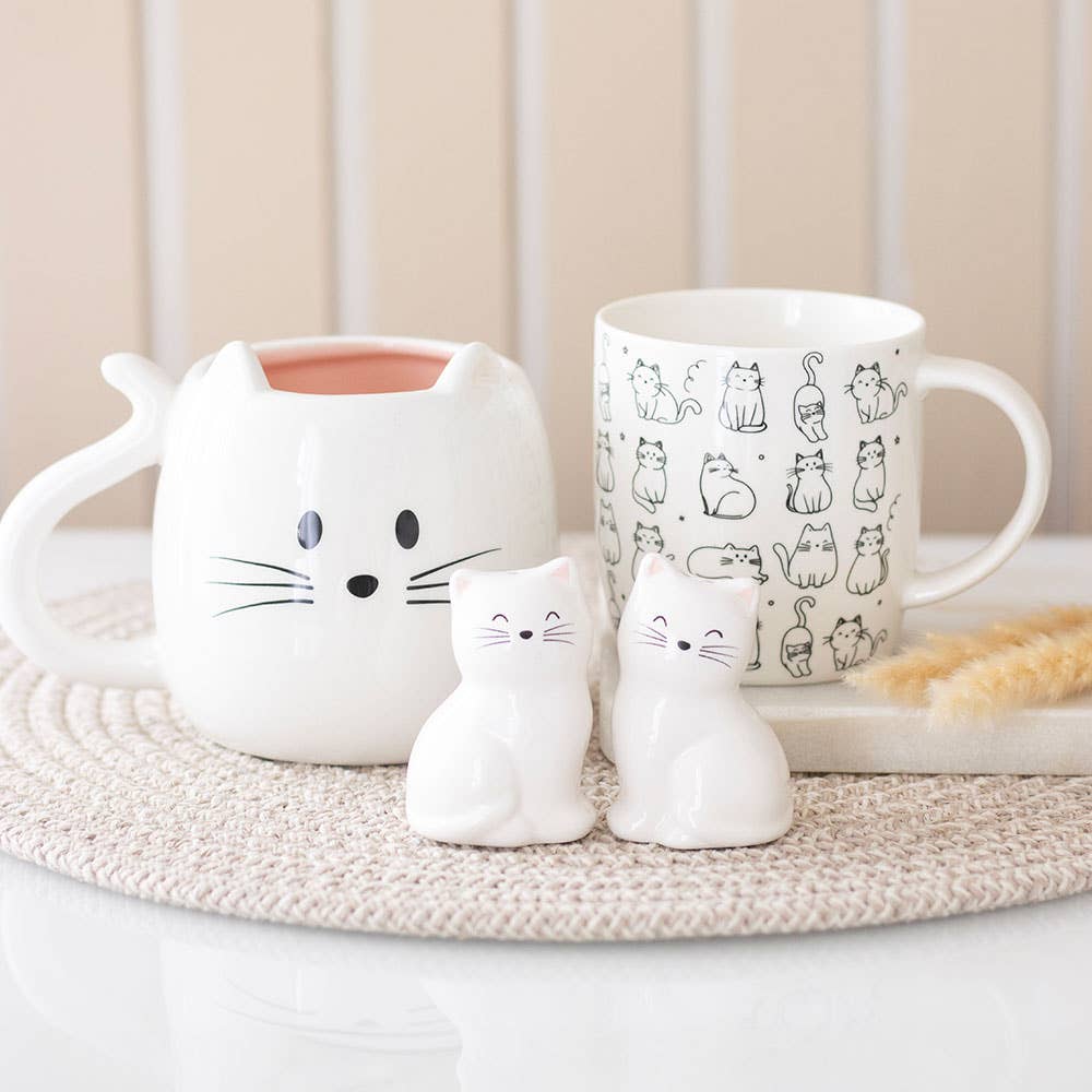Something Different Wholesale – wholesale Salt & pepper shaker set – White Cat Shaped Salt and Pepper Shakers4