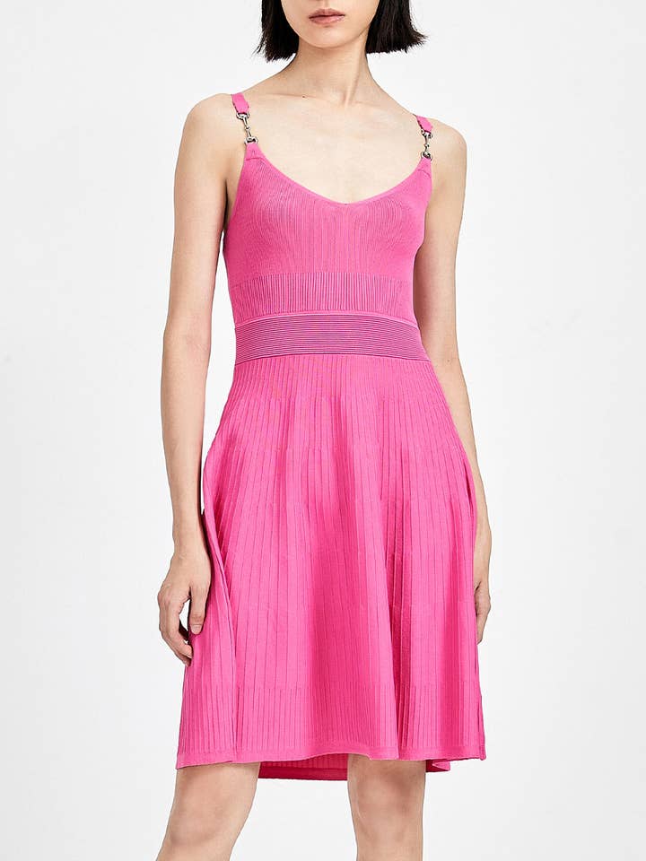 URBAN REVIVO Fit Og Flare Strikket Cami Kjole for engroshandel hos UrbanRevivo