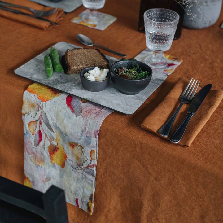 Linen Tales - Wholesale Dinner & Cloth Napkin - Orange Flow on Natural Linen Napkins Set of 2