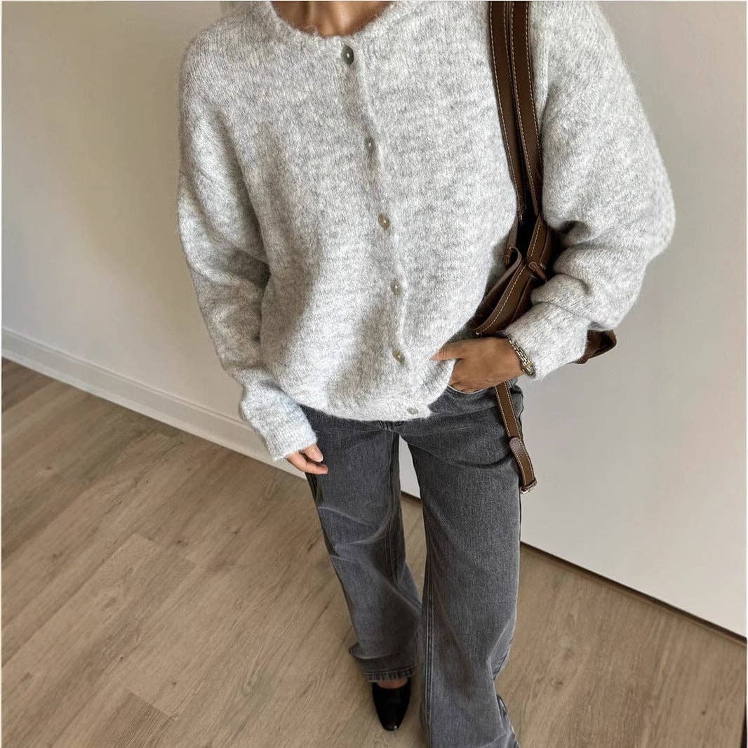 Dipped Shop - Wholesale Cardigan - Women's - Vintage Crew Neck Long Sleeve Knit Cardigan DP25E5343