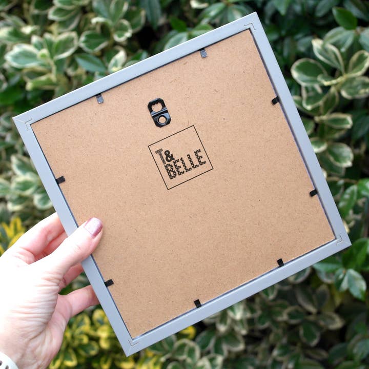 T & Belle – wholesale Picture frame – White Enamel Pin Display Frame - 2 sizes4