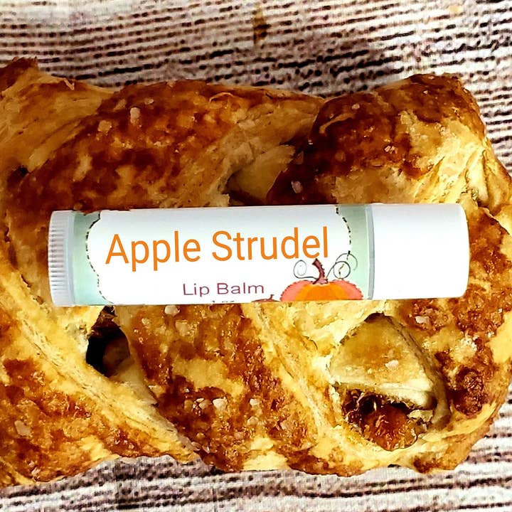 Butterfly Bliss - Venta al por mayor Bálsamos labiales - Bálsamo labial de strudel de manzana | Bálsamo labial de manzana | Bálsamo labial perfumado de panadería | Bálsamo de panadería | Bálsamo labial de manzana verde | Bálsamo labial Grandmas Bakery | Apple0